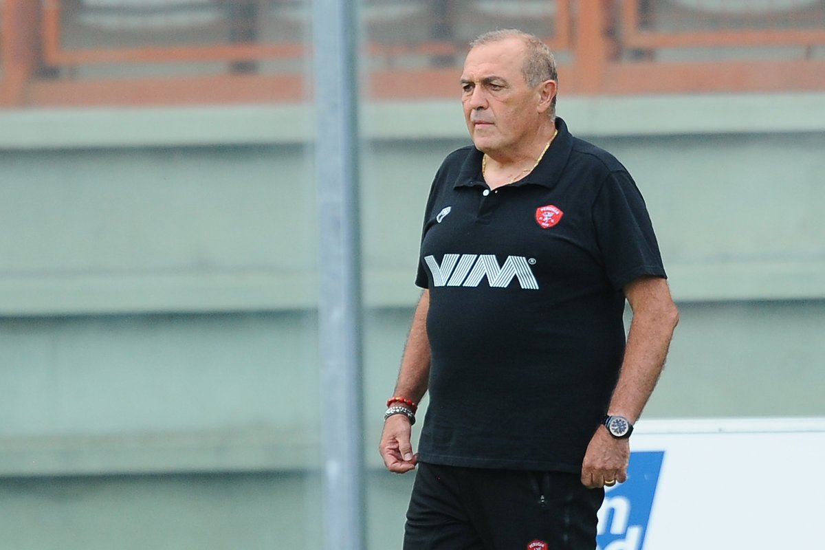 ACPerugiaCalcio's tweet photo. 🎙️| CONFERENZA PRE GARA

In vista di #FrosinonePerugia le parole di mister #Castori nel presentare la sfida 

👉 https://t.co/sad3TScZ58

#forzagrifo @Lega_B #SerieBKT #noisiamoperugia #FROPER https://t.co/aZKBGvuMQY