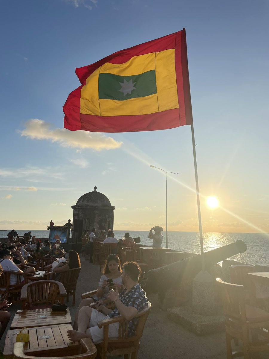 Grateful to present our <a href="/crashsavers/">💥CrashSavers🚨</a> work at <a href="/Panamtrauma/">Panamericanadetrauma</a> !!! And, meeting up with old and new friends in Cartagena isn’t a bad time either 🏝🏝🏝

#panamtrauma #GlobalSurgery #sangre🩸 <a href="/IntuitiveSurg/">Intuitive</a> <a href="/HarvardPGSSC/">Harvard Global Surgery</a>