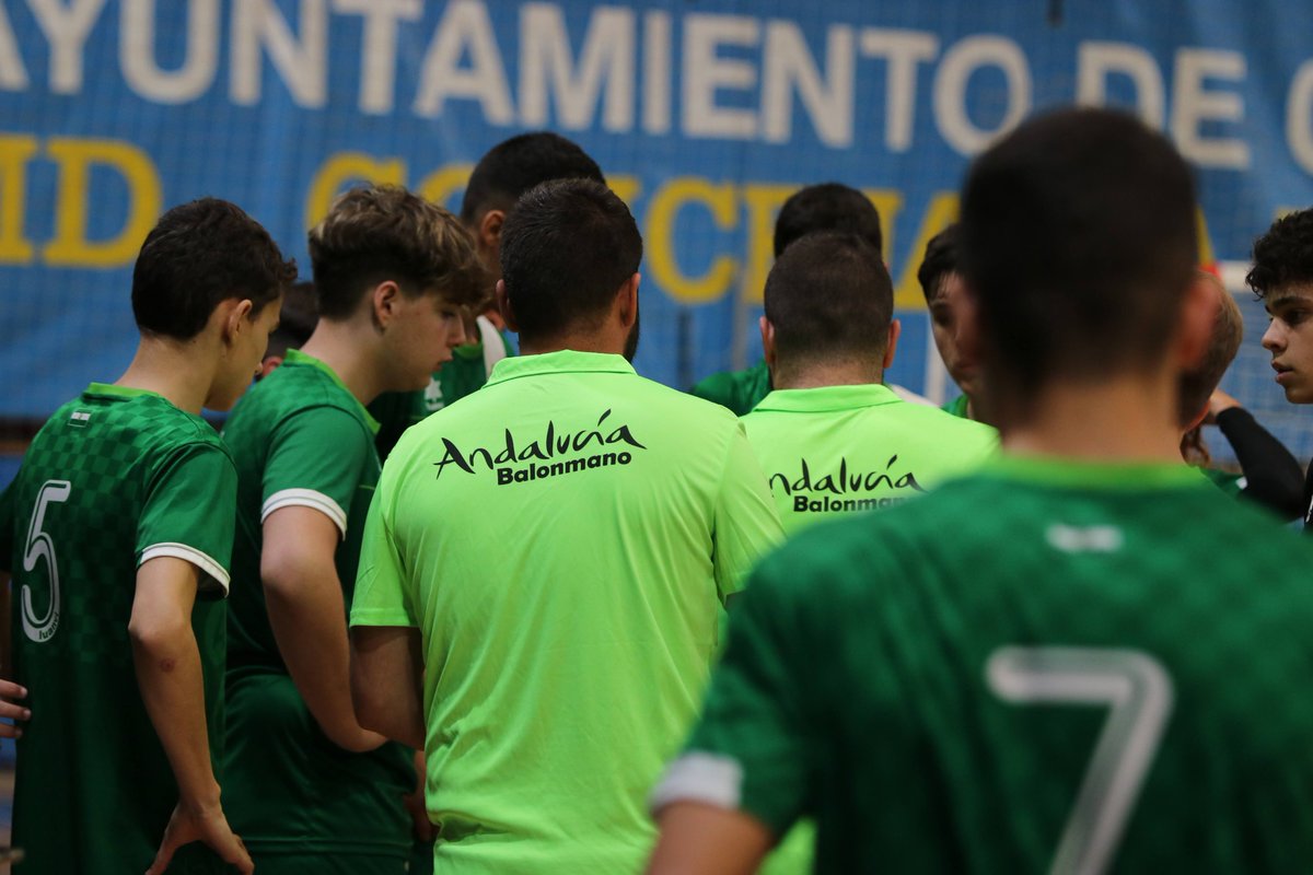 LOJA, RECIBIRÁ A LAS 6 SELECCIONES ANDALUZAS, EL 13 DE NOVIEMBRE EN UNA NUEVA JORNADA DE TECNIFICACIÓN. fandaluzabm.org/loja-recibira-…