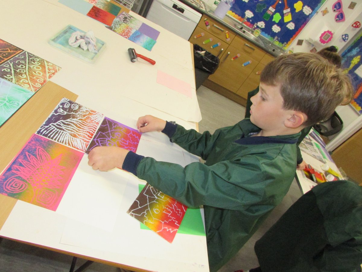 ElmsSchool's tweet image. Rainbow roll printing has been such a fun learning experience for our Year 4 pupils in the Art Room. Every print revealed was followed by a squeal of joy! #Y4art #rainbowroll #printing