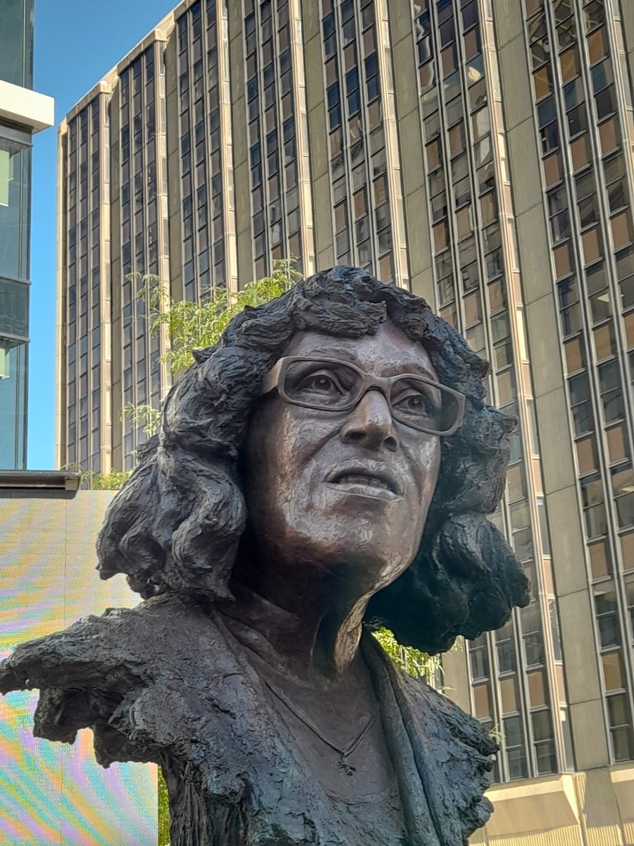 Cardiff’s #BettyCampbell monument has been shortlisted for an award 👏 YOUR VOTE is needed to win! 🏆 Mrs Campbell became Wales’ first Black headteacher and was honoured with a permanent monument in Cardiff city centre last year. Vote here:
orlo.uk/XBJfJ