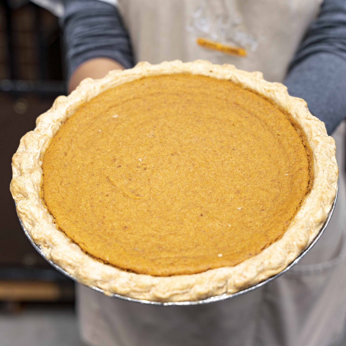 LittlePieCo's tweet photo. Fresh pie, anyone? #EatFreshPie
#NYCBakery #NYCBakeries #BestofNYC #Pies #PiesofIG #Piestagram #PieLovers #PieLoversOnly #Pie #PiesForLife #PieIsLife #Baking #Bakers #BestBakers #DessertInsider #Piestagram https://t.co/RFwXSzvxqz