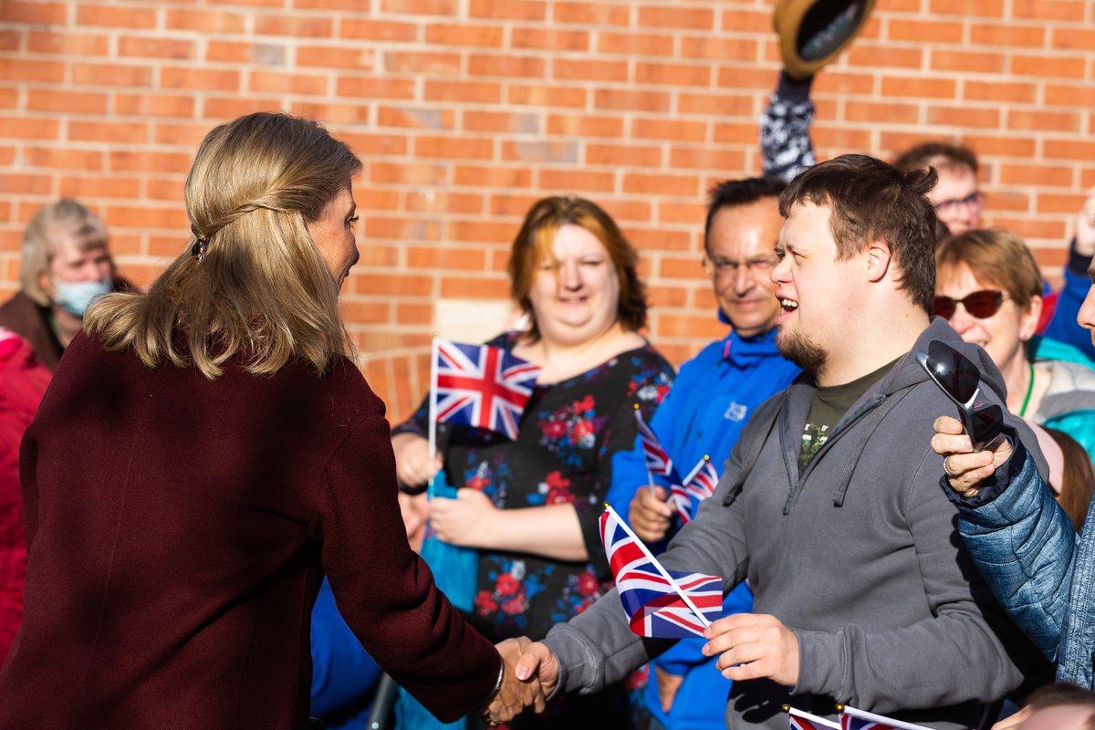 David Lewis tweet media