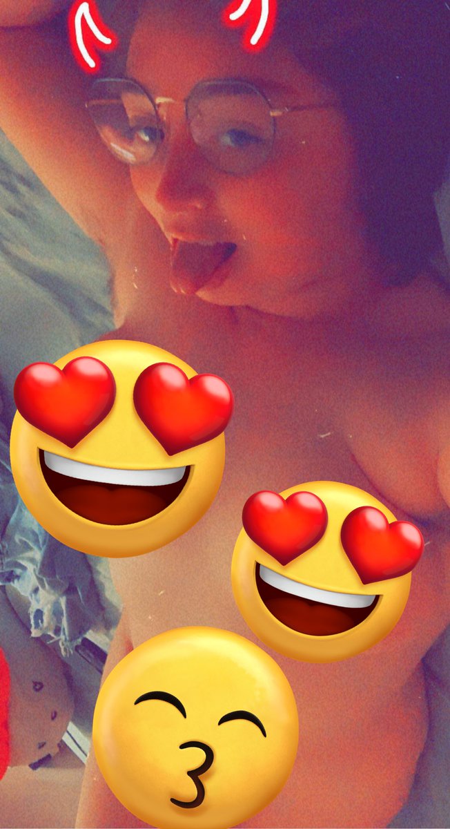 GremlinManic's tweet photo. #18pluscontent #beautiful #bigbreastedbeauty #ContentCreator #thickwoman #DevilsHour #MyMindAndMe https://t.co/bCxlkJaEZE