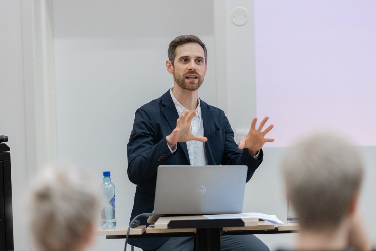 natoperastudio's tweet photo. 👨🎓️We had a great time leading talks and workshops on professional preparation and resilience with the Academy of Opera students based at the Oslo National Academy of the Arts.
We can't wait to do it again and roll it out in the UK!
#shortcourses #operatraining https://t.co/5oLLn2KuDf