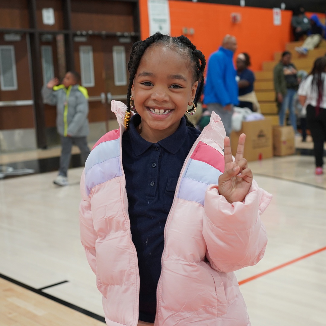 AutoDealersCFKF's tweet photo. More Coats. More Smiles. More Reasons to Give. ➡️ Link in bio! #MoreThanAutoDealers https://t.co/7QCltXaMzO