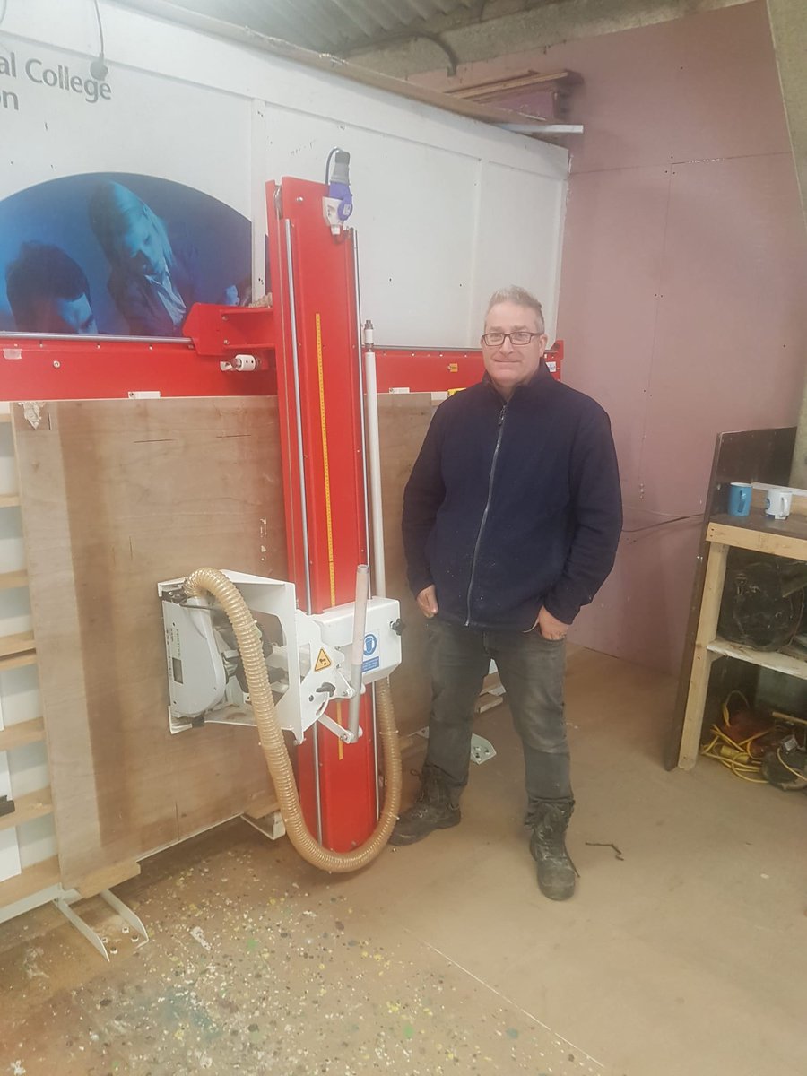 Sagetech_Mach's tweet photo. Another installation job all done. The customer has taken our #Koolkut #VerticalPanelSaw for cutting 8x4 boards. The machine can cut up to 50mm and will speed up their previous manual cutting system and provide better accuracy of cut too https://t.co/XFYJwzS0HV