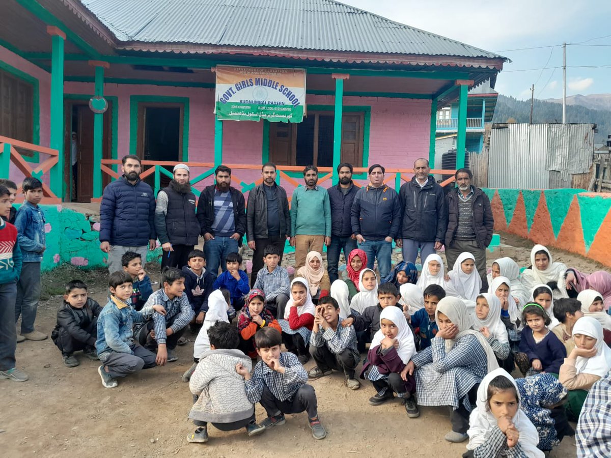 upsbudnumbalg's tweet photo. Today on 03 Nov. 2022 #Visiting_Officer visited UPS Budnumbal G in connection to #Back_To_Village_Programme* . Moreover during this different games  viz; Kabadi, Kho-Kho &amp; Musical Chairs  competition were held under his supervision. https://t.co/XPxActU117