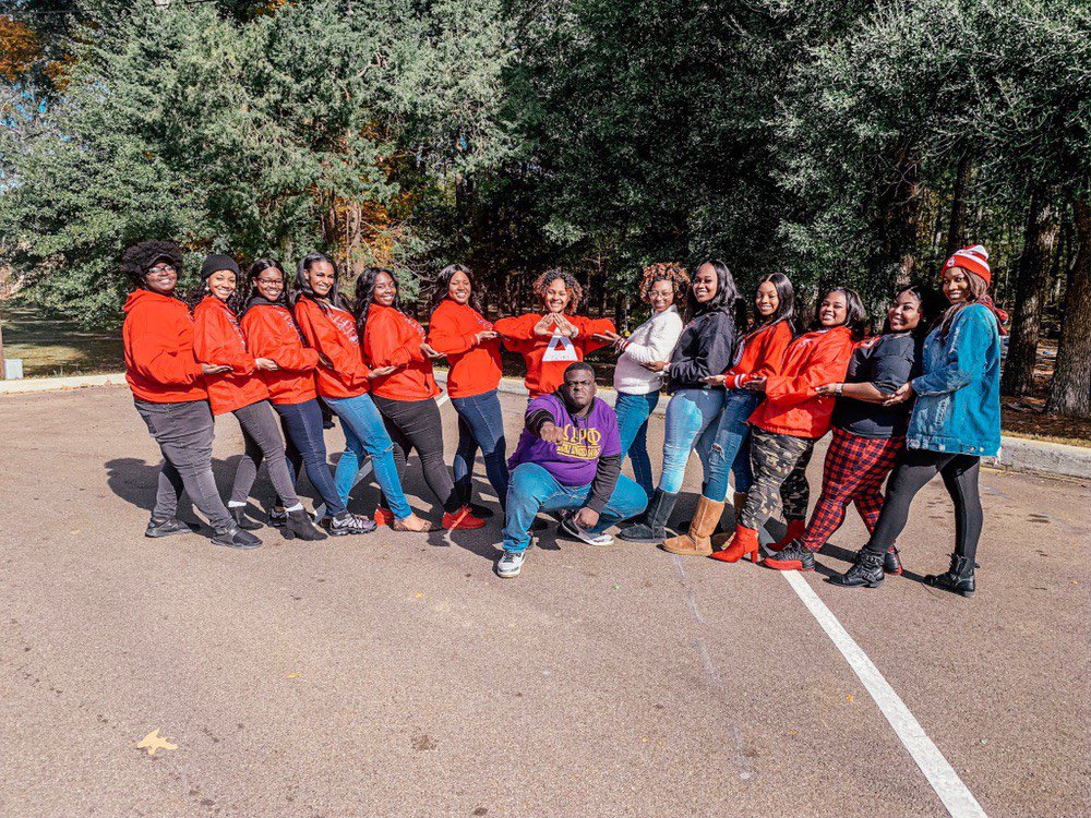 tayturb's tweet image. 🎶It’s our Deltaversary!!🎶 Three years down and a LIFETIME to go!! Goodbye terrible twos, hello troublesome threes. 🔺❤️ #AOML #3yearsin #Deltaversary