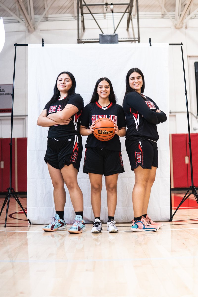 SACDons's tweet photo. ๐ SAC Womenโs Basketball Travels North to Begin the 2022-23 Season.
https://t.co/1FSpquYTLE
#SACDons #SACSQUAD https://t.co/4PD0Y2wUGW