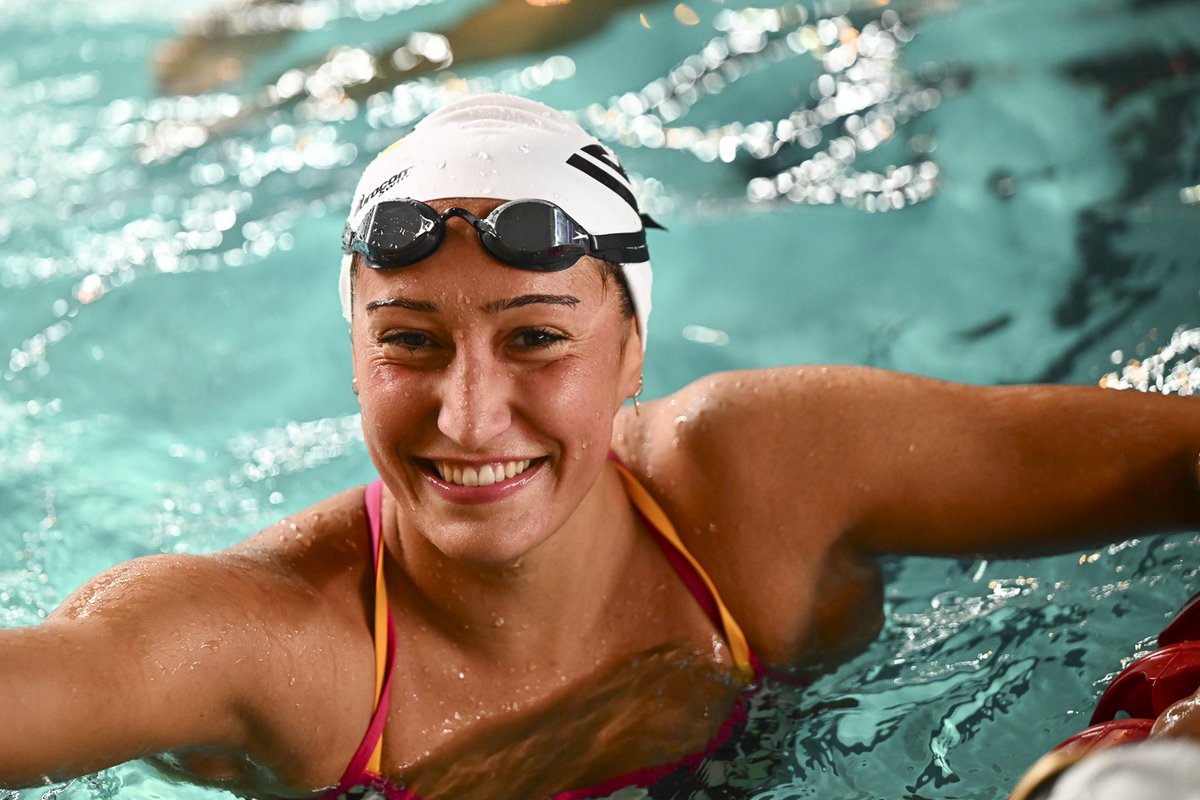 FFNatation's tweet photo. #EnDirect #Natation #Chartres2022
Série rapide 1500m nage libre dames 
🥇Madelon CATTEAU 16:12.92
🥈Lara GRANGEON 16:14.93
🥉Marie KUNTZMANN 16:26.17 
#TeamFrance #TeamFFN 
📸 KMSP/S.KEMPINAIRE https://t.co/8geLC5EMuB