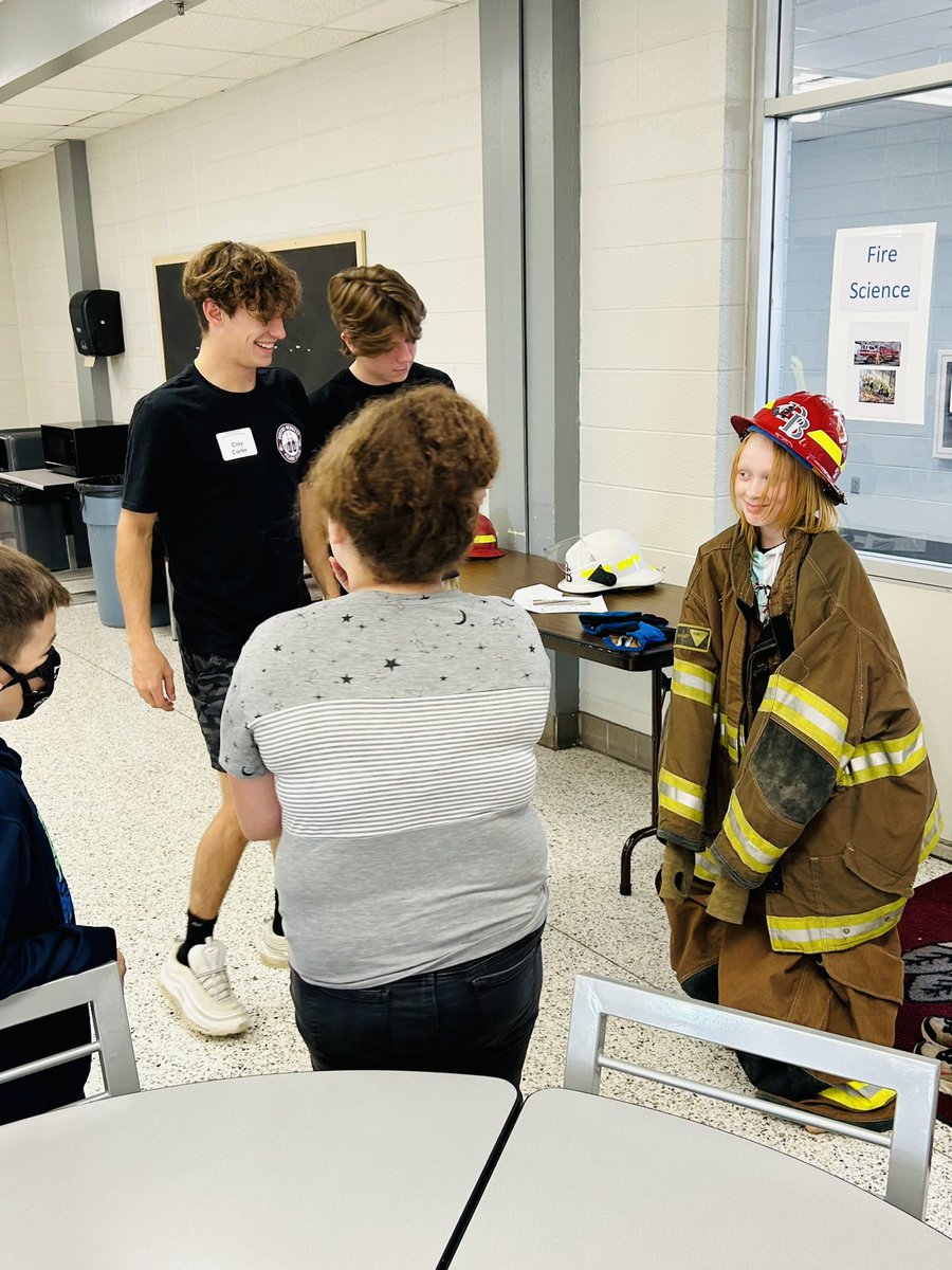 Claire Arbaugh tweet media