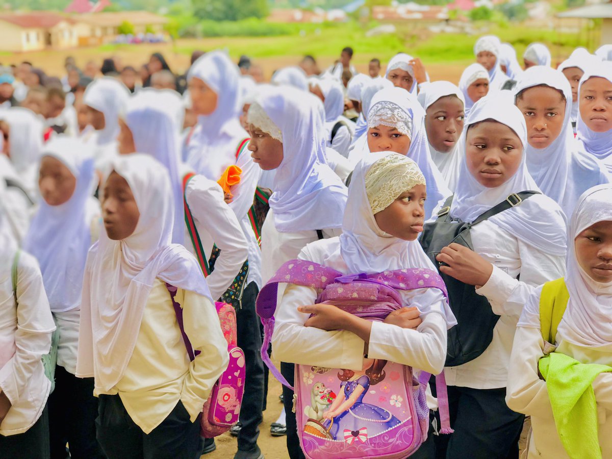 As the Founder and CEO of Made In Kono Organization. We continue our school to school peace preaching tour for come 2023 election. Today we were hosted by Dawa Islamic School, Koquima Town, Tankoro Chiefdom, Kono District.<a href="/UNDPSierraLeone/">UNDP in Sierra Leone</a> <a href="/EUinSierraLeone/">EU in Sierra Leone</a> @ayvnews @thomasd0598713