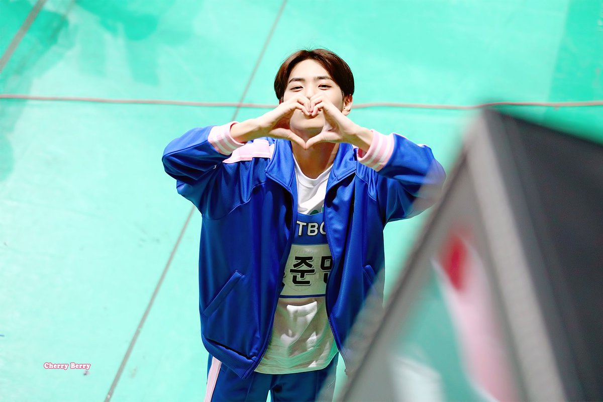 dailyryujunmin's tweet photo. ➳  #준민 #류준민 #ATBO #에이티비오
cr. cherryberry_rjm https://t.co/Ltrg3DpVfD