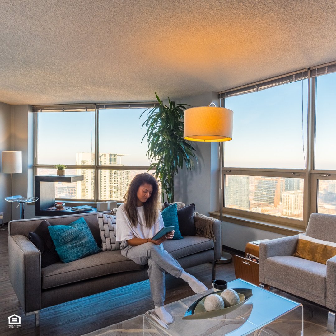 Welcome to Presidential Towers, where your experience is convenient and satisfactory. 😌 Sit back, relax, and enjoy the many perks that our Chicago community has to offer.

Interested in a tour? Contact us to learn more!
#PresidentialTowers #LiveLifeOnYourOwnTerms #ChicagoIL...