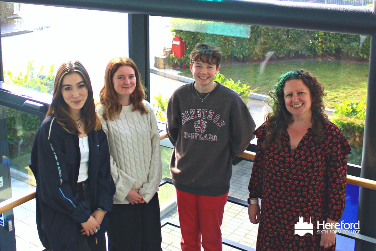 HerefordSFC's tweet photo. #HerefordSFC students have fought off strong competition to secure places on a 6-month programme designed to educate, empower, and enable young women and non-binary people to pursue fulfilling #STEM #careers
➡️https://t.co/TrOKGyhYCB
#Herefordsfc #womeninSTEM #UpskillMe https://t.co/pvjwNZuyad