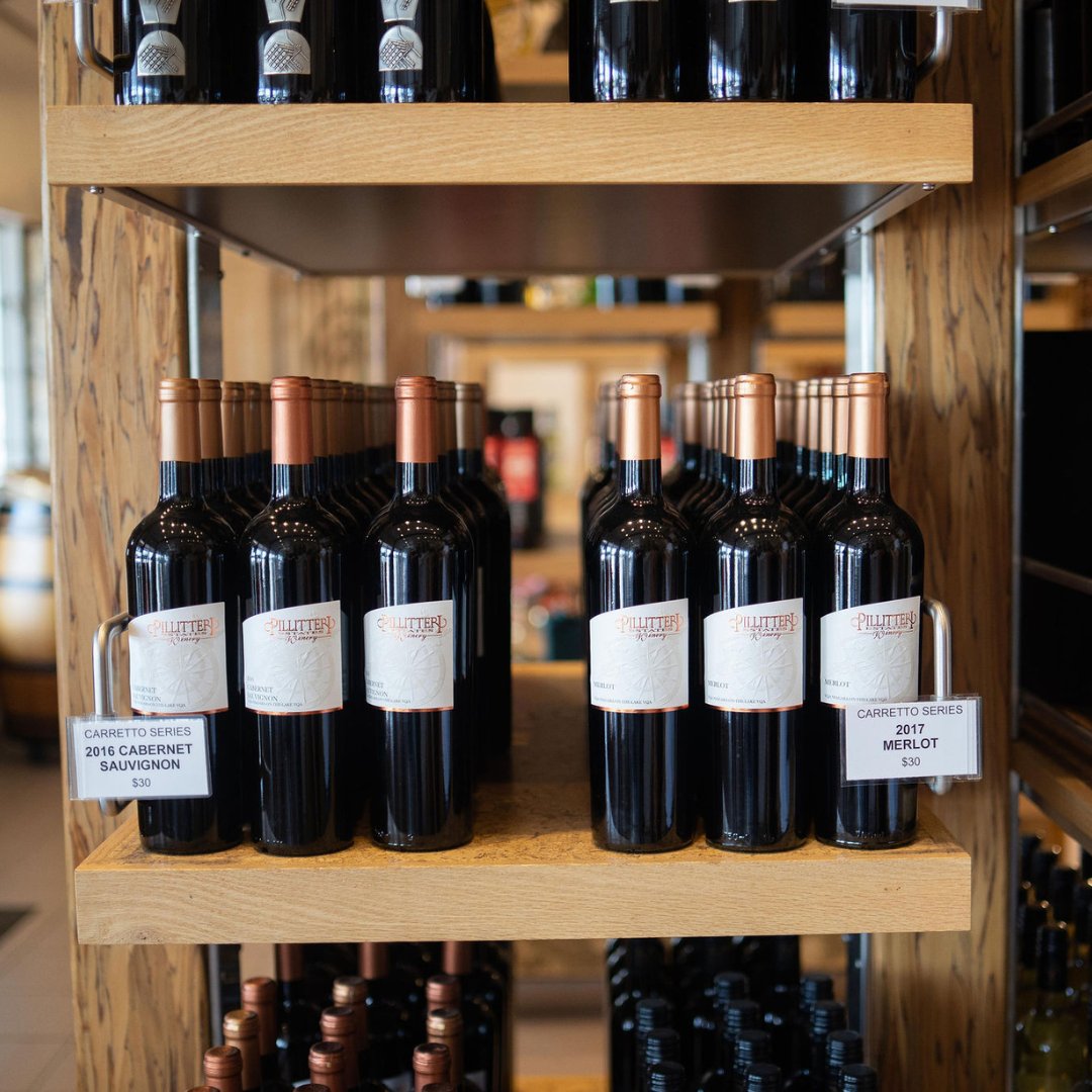 WineTourNiagara's tweet photo. Don't worry, there is plenty of wine for everyone on our tour! 

Enjoy all your favourite wines and new ones on our tour! 

Book today by visiting our website! 

https://t.co/eoJHH4oaAc

#wine #tours #winecountry #niagara https://t.co/Pcc3ZD6oLt