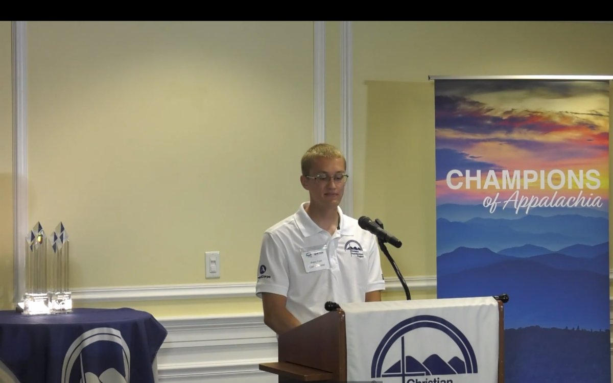 KyCampaign's tweet photo. Avery Ford, a one-year volunteer and AmeriCorps member, said his service at CAP is about the communities he serves and the hope that is given to our neighbors in Appalachia. Listen to a first-hand account here:  https://t.co/DLUzVWgAjo https://t.co/S6tfLO6jj9