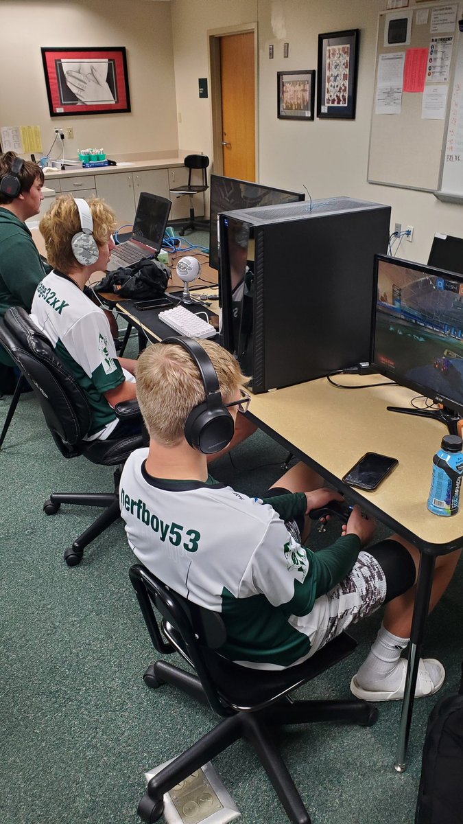 SDAesports tweet media