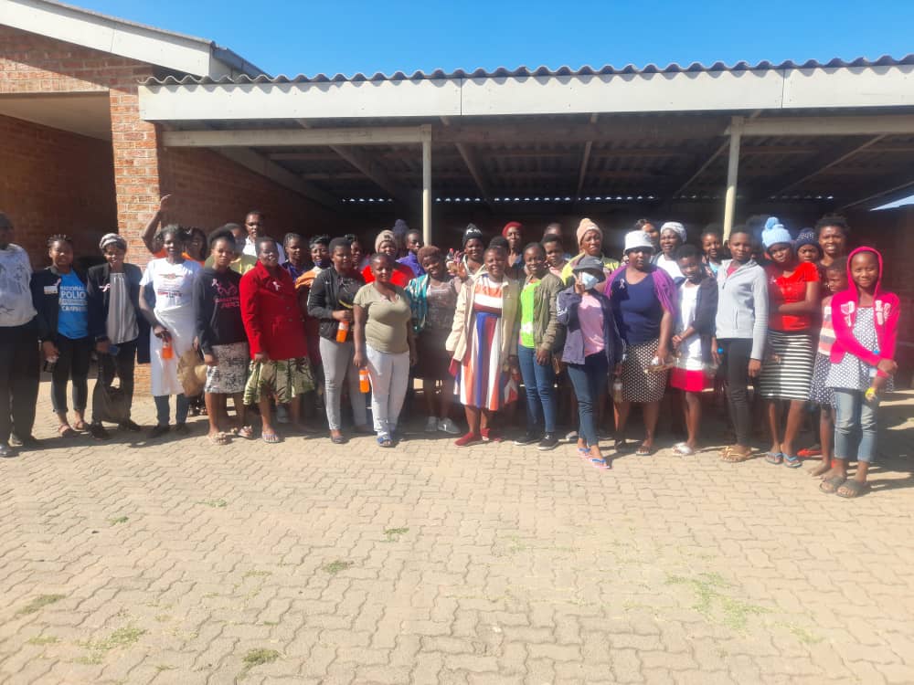 theCroco263's tweet photo. On Saturday the 29th October, the @Ward25Youth1 organized a breast cancer awareness campaign. The event was huge success and had women of all ages come in and learn about Cancer, and how to detect it early. We'd like thank @ArenelZw for the support towards this great event. https://t.co/nQTj4nGBMK