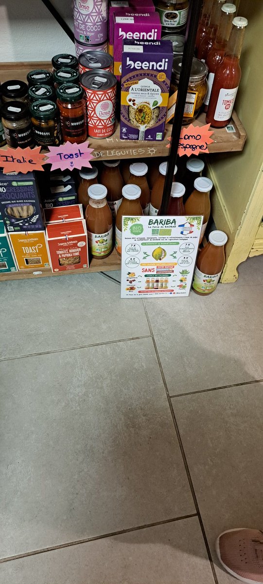Et voilà au fin fond des Cévennes dans une petite épicerie, je vois le produit d'une #startup <a href="/lmtcreation/">L'incubateur LMT</a> et l'epicière me dit que ça marche très bien.