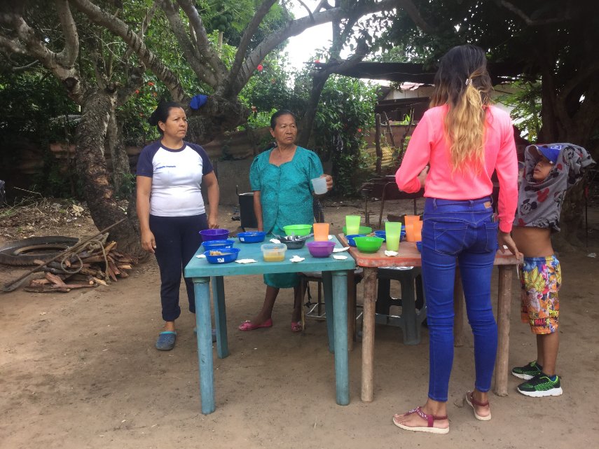 INIDIANZOATEGU1's tweet photo. Tascabaña!. comunidad kariña ubicada en el Municipio Freites en la mesa de Guanipa,a pesar de la fuerte inluencia de la cultura occidental,aun mantiene vivo su idioma, sus tradiciones ancestrales, el baile tradicional del maremare, https://t.co/mZOB7NMBlc