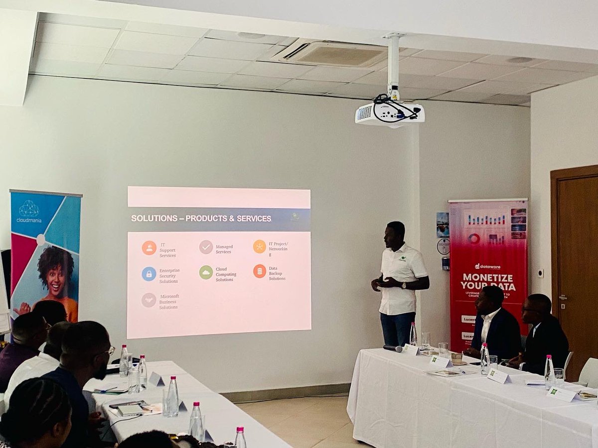 Citsysltd's tweet photo. How do you build an organization that is data driven?
Join us to find out at the Data Analytics Seminar to improve business profitability.
#dataanalytics #datascience #dataware #cloudmania #citsys #thinkdata #datadrivendecisions #microsoft #dataanalytics2022 https://t.co/Phbafld2lh