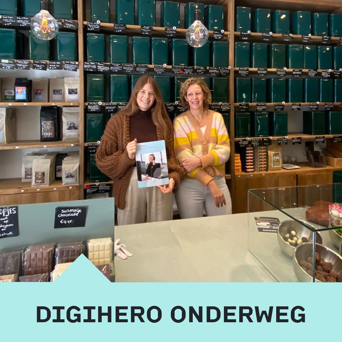 DigiheroNL's tweet photo. ☕ 🍫 Een prachtige koffie- en thee speciaalzaak, gevestigd in de regio Meierijstad.

Bij onze klant Kopjes Schijndel kun je terecht de lekkerste kwaliteit koffie &amp; thee.

Onze accountmanager Yasemin ging langs bij moeder en dochter in hun winkel aan de Hoofdstraat in Schijndel. https://t.co/KodWKU9wuM