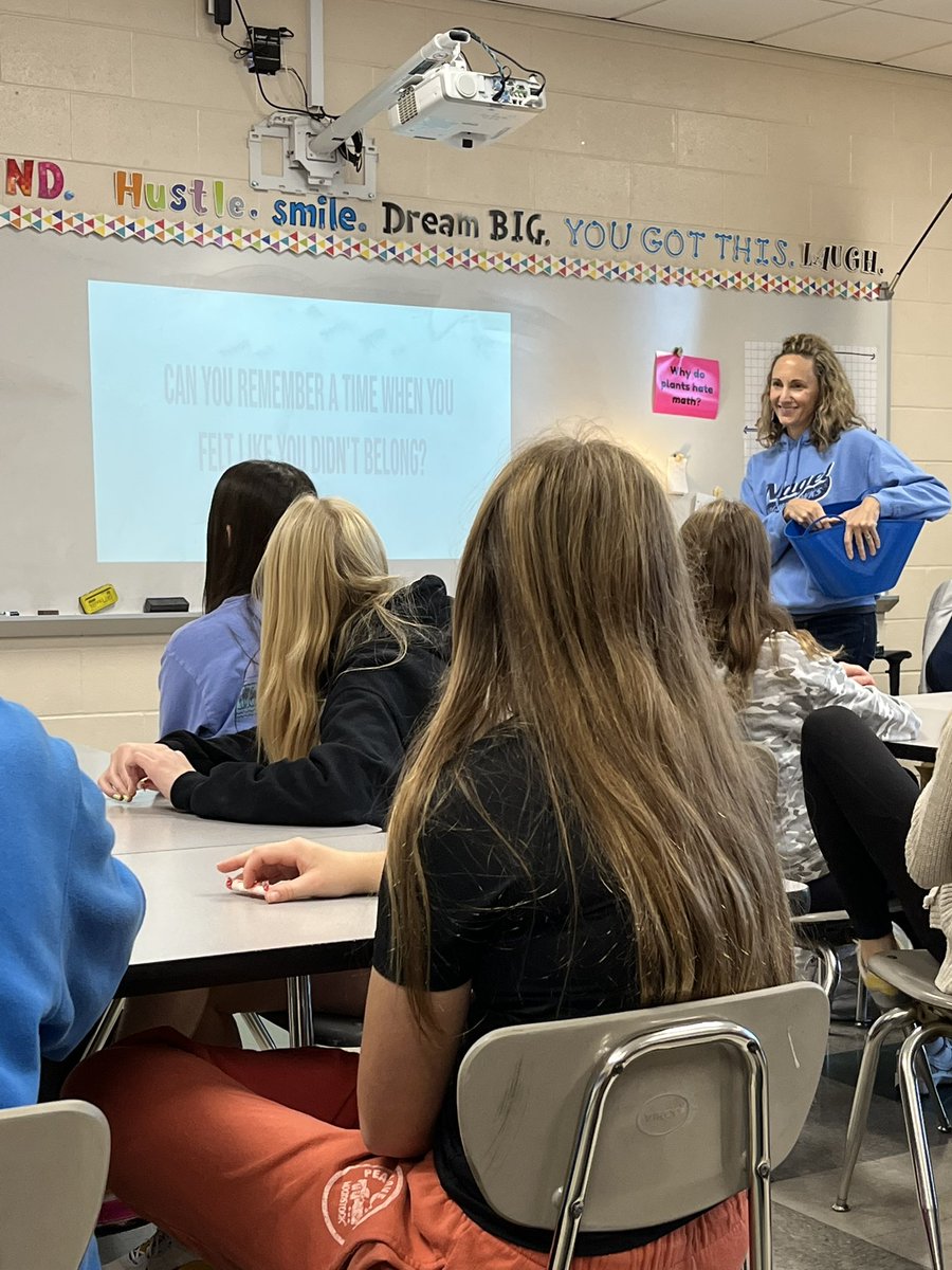 lgmoyer's tweet photo. Thankful for our @NagelNighthawks principal and for the reminder that what we see, what we do, what we say…it matters! #relationshipsmatter #onenest https://t.co/CIQXCCwoTx