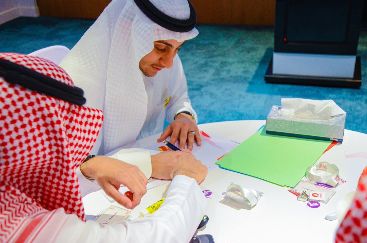 Risks_KSU's tweet photo. ناقشت الورشة التعريف عن الهوية البصرية وارتباطها في إدارة المخاطر عن طريق محتوى نظري وتطبيق عملي 👏🏻⚠️ https://t.co/VJxYgEwZvP