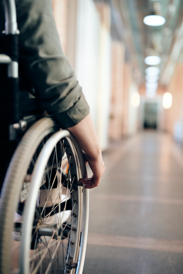 MacombISDbond's tweet photo. When you are in a wheelchair or  have a physical disability, the basic needs of using a bathroom are different. Providing upgraded accessible bathrooms for special needs children during the school day is a basic need that the MISD special education bond would help provide. https://t.co/gLEefiBYLi