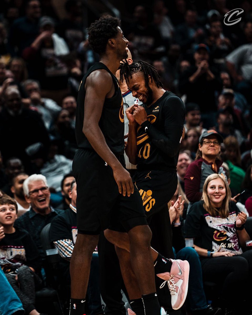 GOOD MORNING, CLEVELAND! 

How we feelin?! #LetEmKnow