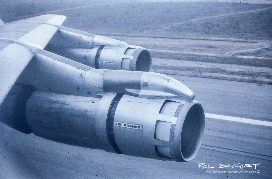 pbsolar's tweet photo. Archives @pbsolar. A bord le #Boeing 707-328 F-BLCL de SCL à CCS avec CDB Ellena et OPL Ginocchio - Livrée originale et a été repeint aux nouvelles couleurs (qui ne lui réussissaient pas). Photo à CCS (mon Escale) - #afgeeks @AFnewsroom @amis_AF @pilotes_af #B707 https://t.co/b1bMY5ZjDZ