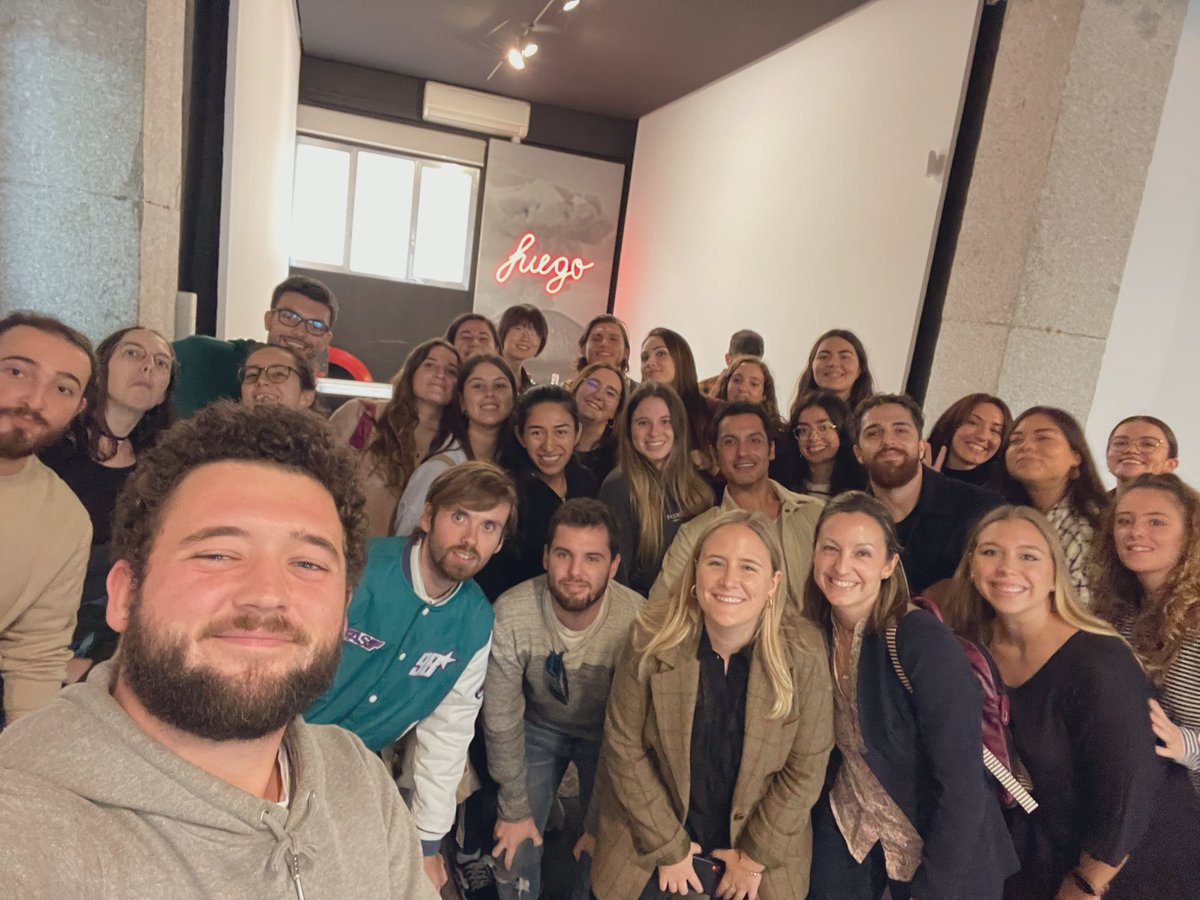 Prodigioso Volcán tweet media