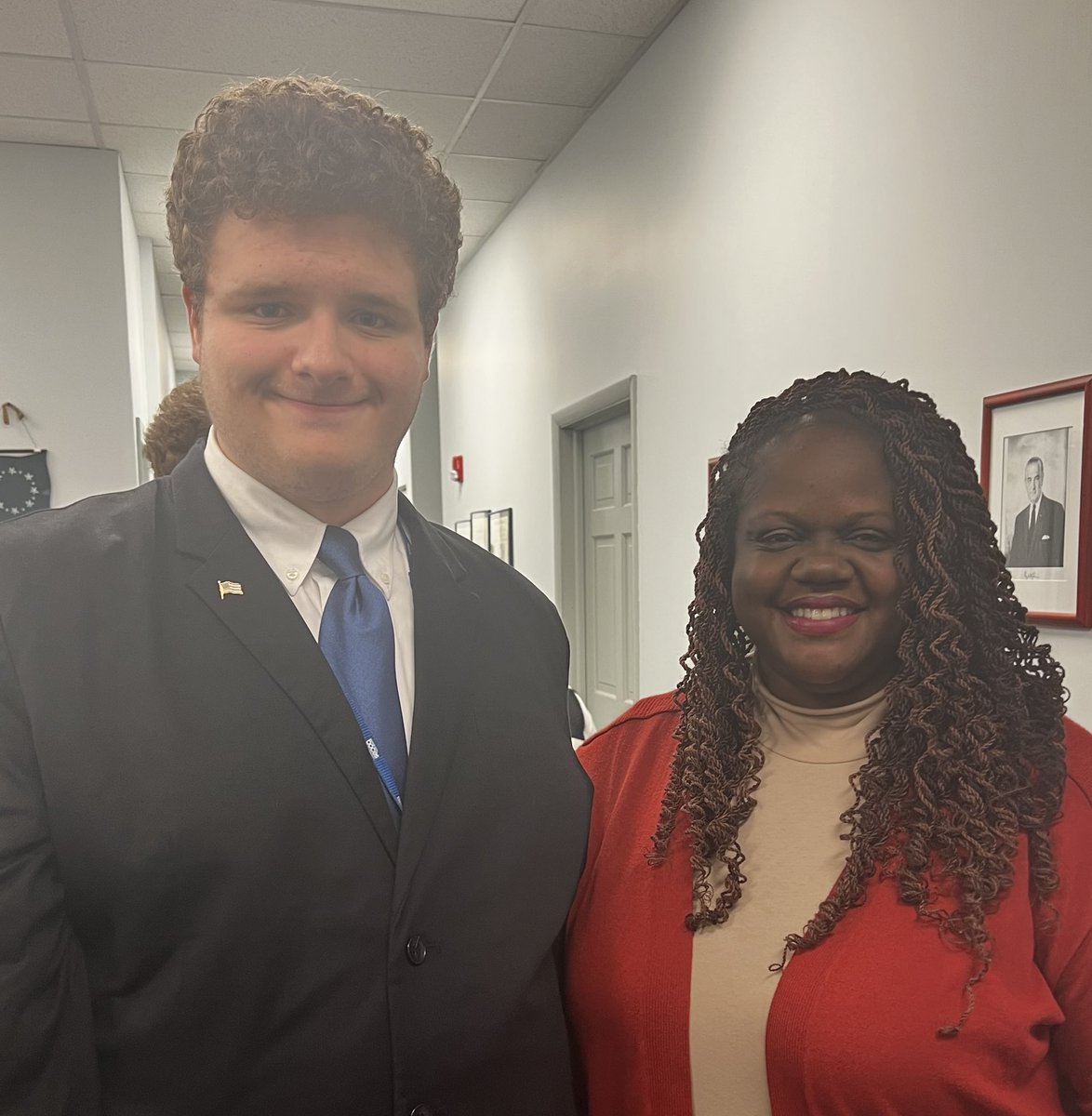 BtNewVisionsGov tweet media