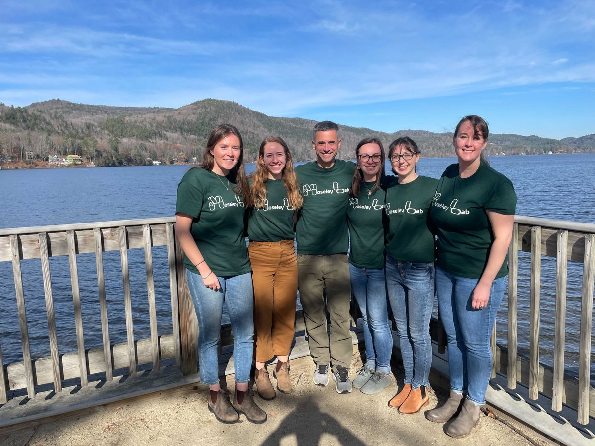 Rocking our lab shirts at BCB Dept retreat. Great to be back in person and representing our beloved fission yeast!