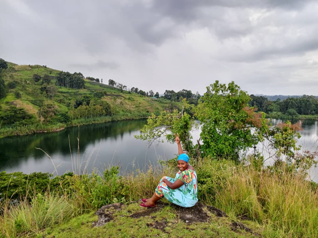 akomugabe's tweet photo. This year's birthday well celebrated in the #jungle.. Thank you so much Nsheka African Adventures #https://www.gorillasafarisug.com/.. for planning our tour and giving us the best wild experience ever on our birthday...thank you for the gifts as well.. @YusufUg10 #pearlofAfrica https://t.co/sLlkjhjg59