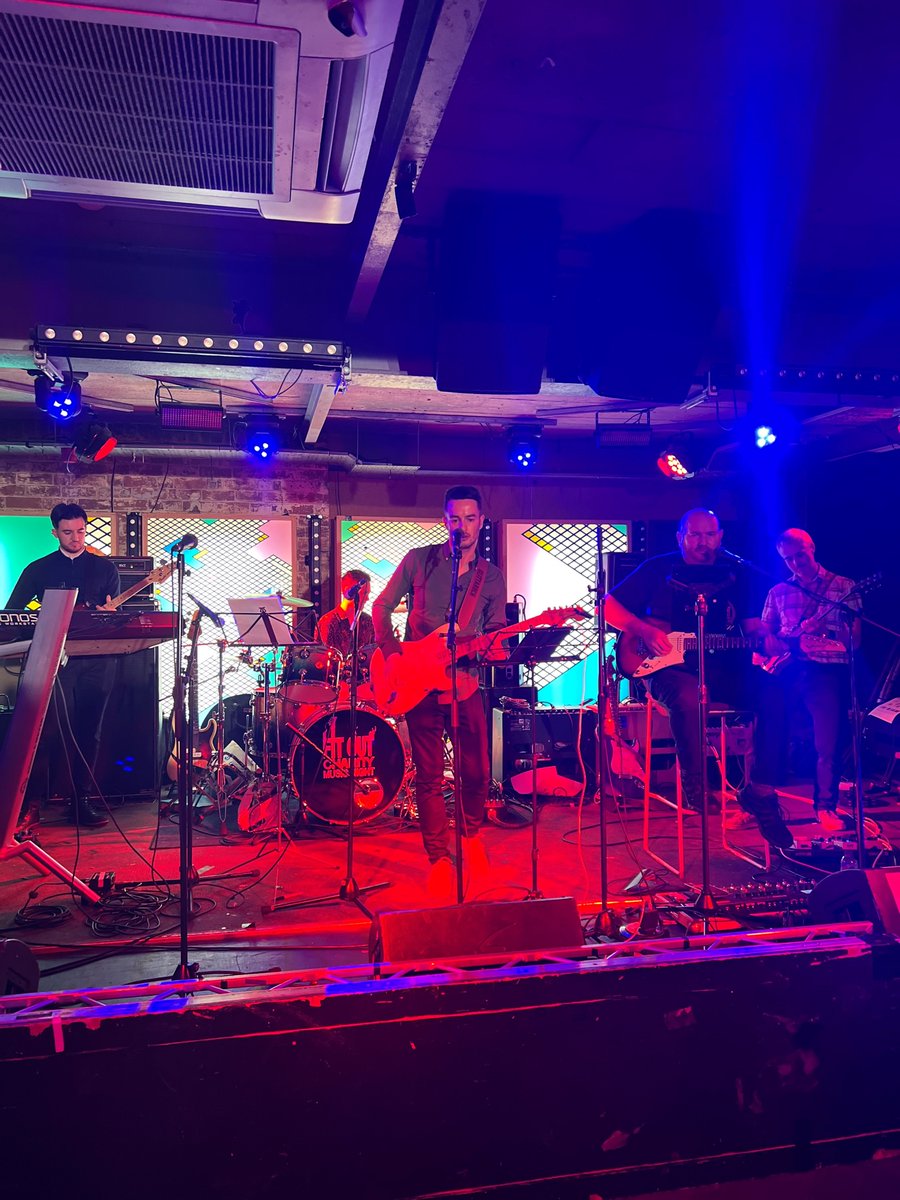 It was a pleasure for RPP Management's Managing Director, Dorran Burton, to join fellow musicians from the property industry <a href="/Overburyplc/">Overbury</a>'s 'Fit-Out Charity Music Night' in Leeds on Tuesday, all in aid of Martin House Children's Hospice. Well done and thank you to all involved.