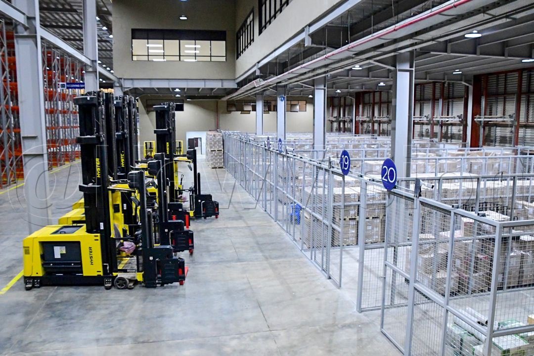 One of the largest in Africa, the facility will also house Offices for staff, an Oxygen plant with capacity to produce 100 cylinders per day, a 300kw solar system that will provide over 50% of the warehouse power requirements and natural lighting.