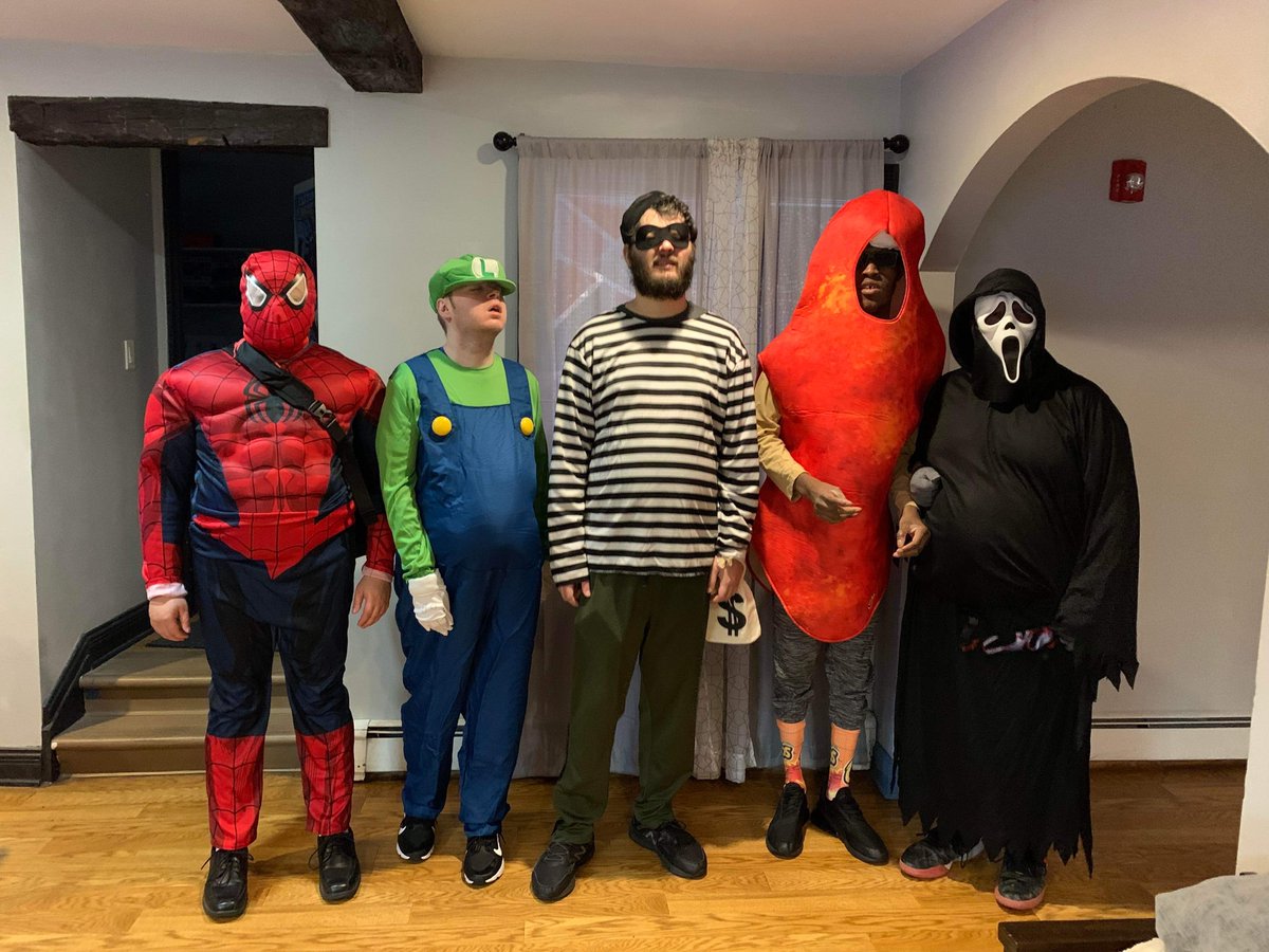 We are Halloween fans here at In Flight! Here are some highlights from Halloween! #halloween2022 #halloween #hudsonvalleyny #fall #halloweenfun #communityfirst #ulstercountyny #IDD #community #abilitynotdisabilty #timeflieswhenyourehavingfun #DoingSomethingPositive
