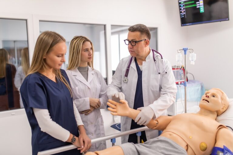 HealthySim's tweet photo. New Article: "How to Incorporate Ethical Awareness in Healthcare Simulation Practice" #EthicalSimulation @INACSL @SSHorg - https://t.co/Aa1gZZXGNX https://t.co/7JGRV7LoP1