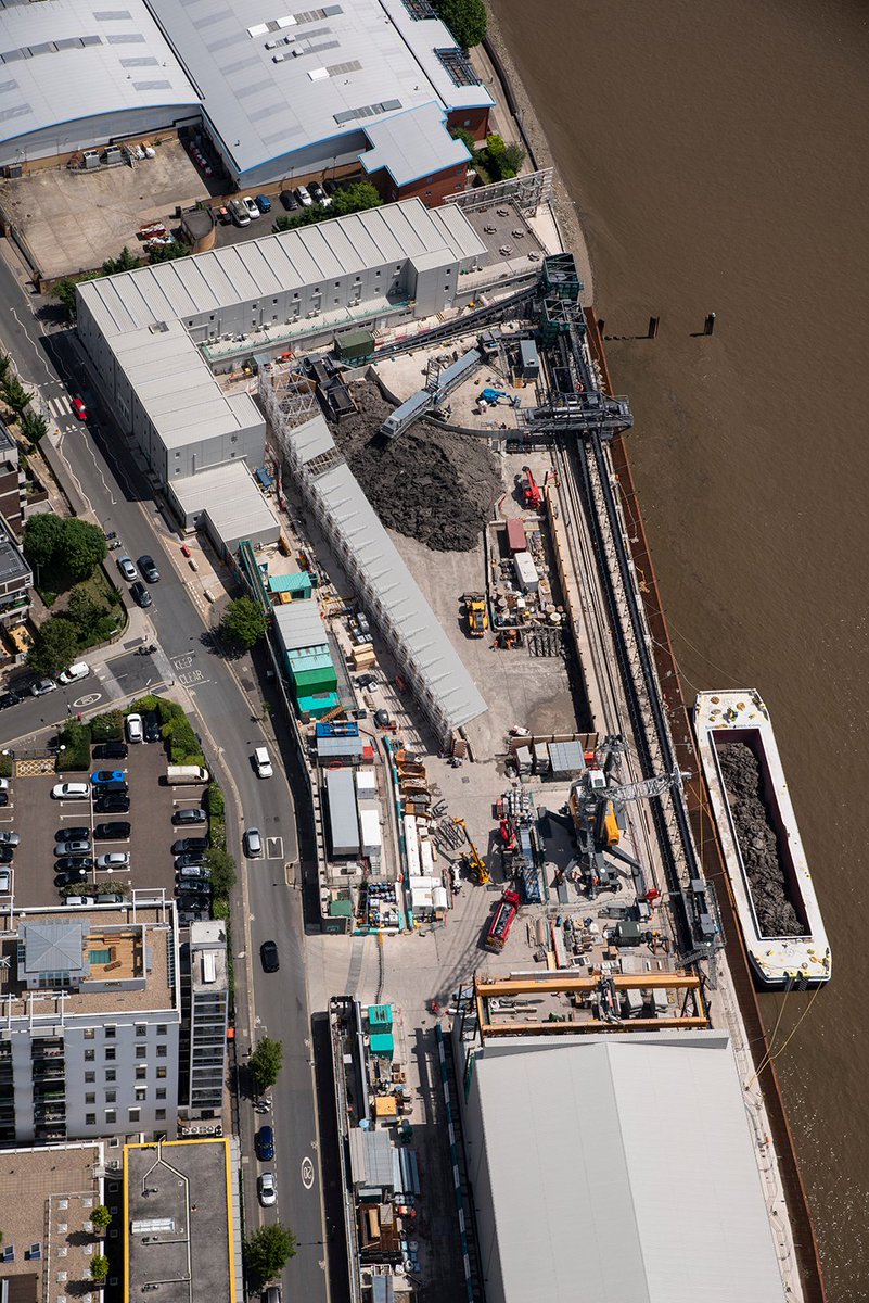 Located next to Wandsworth Bridge in Fulham, our Carnwath Road Riverside site is one of three main drive sites - from which our tunnel boring machines began building the main tunnel. Learn more about the site here: ow.ly/LhCs50Lt91E