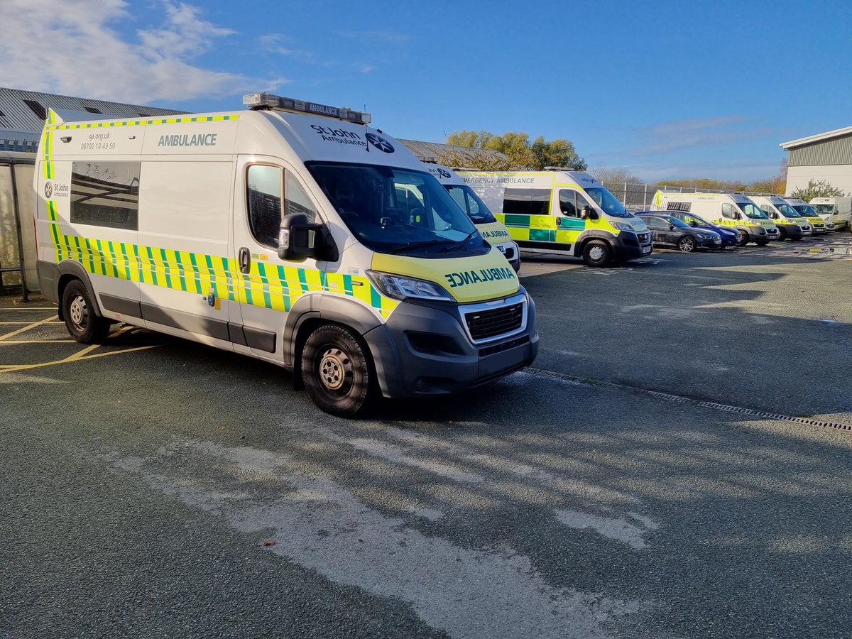 AmbulanceParts's tweet photo. Fresh, sunny morning at @stjohnambulance Stockport earlier today!
@SJANRFleet @fleetman16
#ambulance #parts #ambulanceparts #supply #repair #manufacture #collection #collectionservice #pickup #pickupservice https://t.co/rnzQyDTfkY