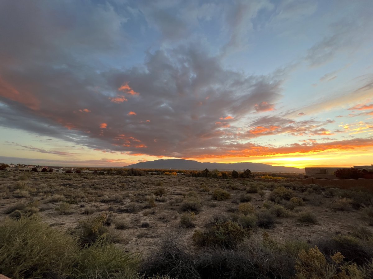 StartBraggingABQ tweet media