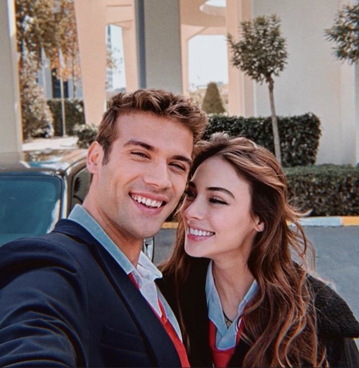 ilbur_rabcan's tweet photo. bu kadar tatlı olamazsın...❤
#DuyBeni #EkKan 
#rabcan 
#RabiaSoytürk #CanerTopçu https://t.co/ahc54TnNdN