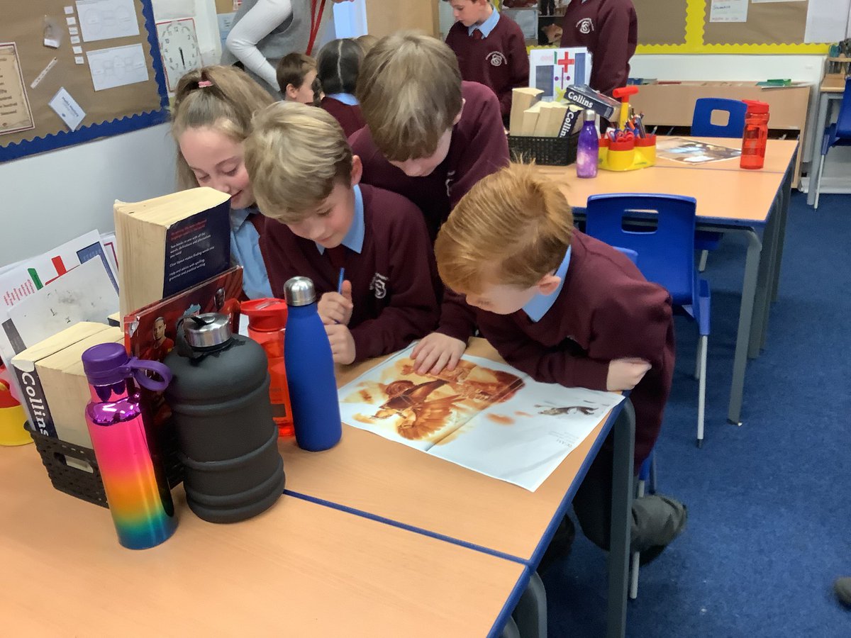 CharlesPrimary5's tweet photo. Today year 5 explored our new text ‘FArTHER’ by Grahame Baker-Smith, an enchanting picture book about dreams, love of family and the value of perseverance. Great discussion and predictions. @LiteracyCounts1 #StChEnglish https://t.co/l07B4IBG50