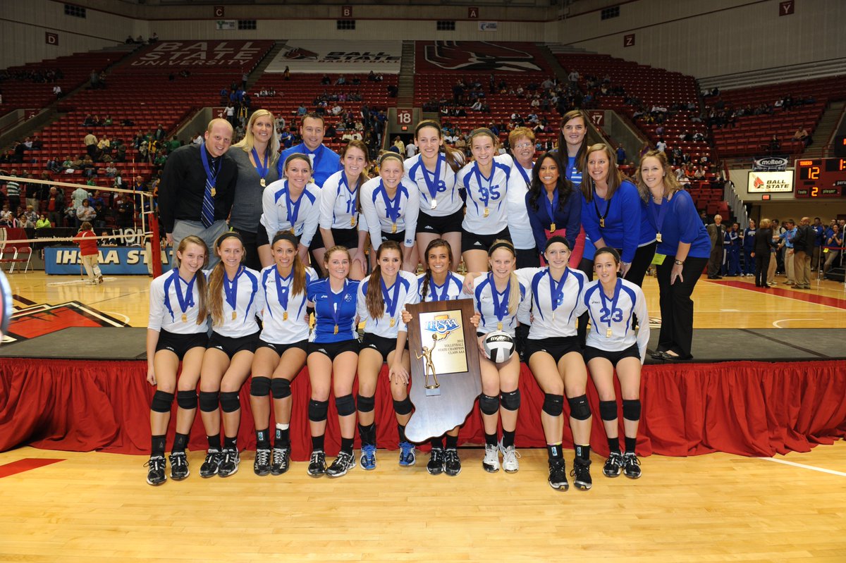 10 Years Ago Today (Nov. 3, 2012) The Indianapolis Bishop Chatard Trojans won the #IHSAA Class 3A Volleyball State Title! 🏆🥇🏐🔥🔵⚪️ @BCHSAthletics @ihsvca Official Program: legacy.ihsaa.org/portals/0/Flip…