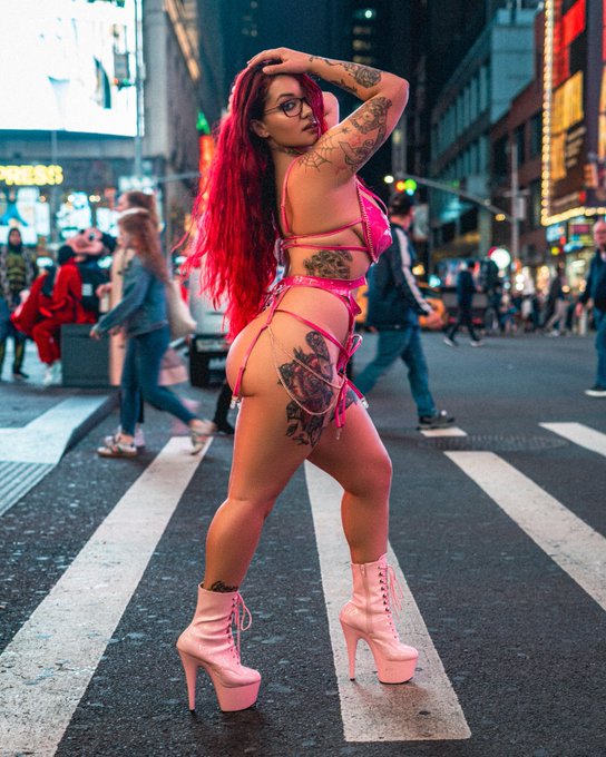 Big steppin https://t.co/h4CJb9pel8