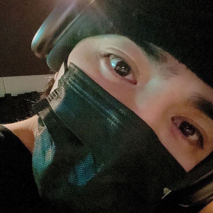 let's be friends please