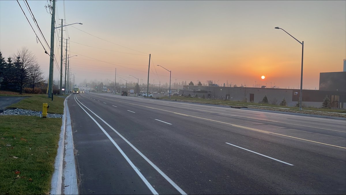 cityofbarrie's tweet photo. Big Bay Point Rd (Bayview Dr – Huronia Rd) is officially 5 lanes! Over the next month you may see the occasional lane closure for deficiency &amp; restoration work. Top lift of asphalt &amp; final line markings will happen in the spring. Project info: https://t.co/H2bZxbs9PQ #BarrieRoads https://t.co/6LUcGtYnnf
